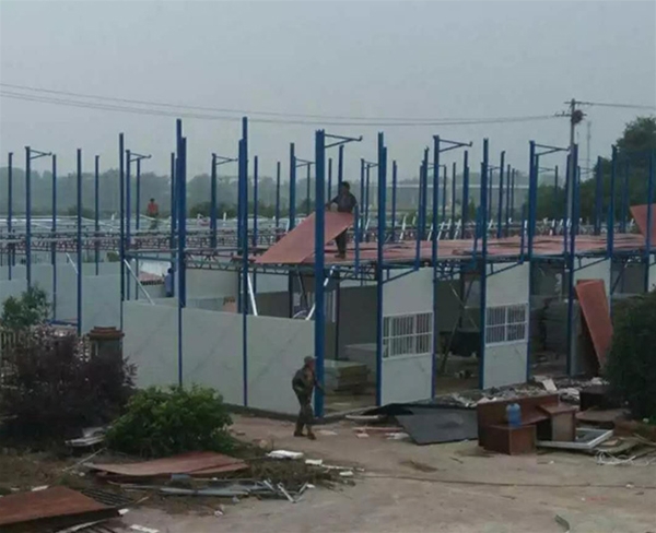 輕鋼組合活動房