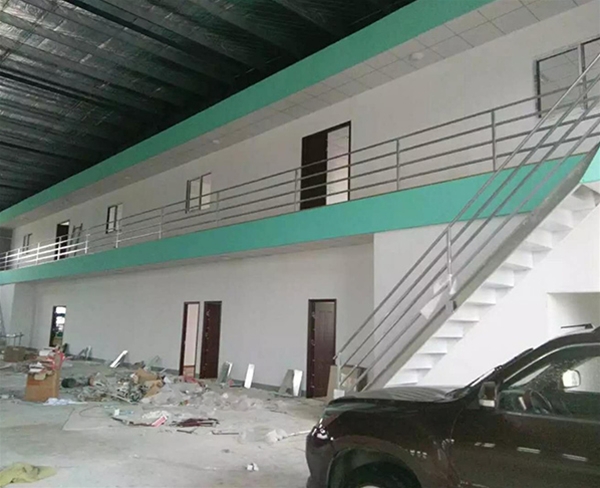 輕鋼組合活動房