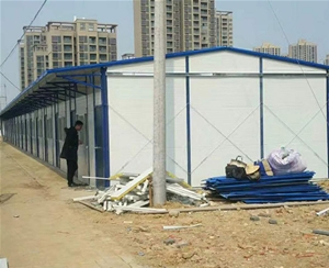 輕鋼組合活動(dòng)房